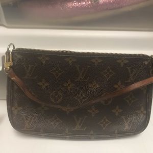 Authentic Vintage Louis Vuitton Pochette